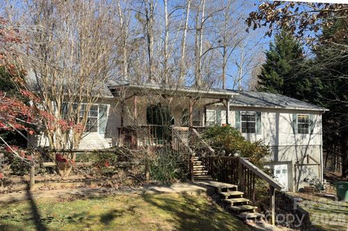 35 Evelyn Acres Dr, Asheville, NC, 28806-7727 | Card Image