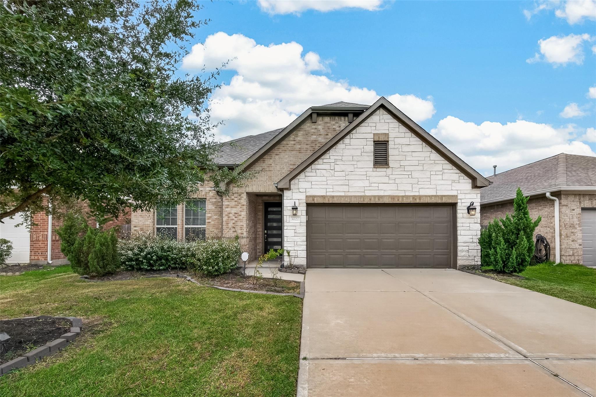 Residential Lease in Richmond 5