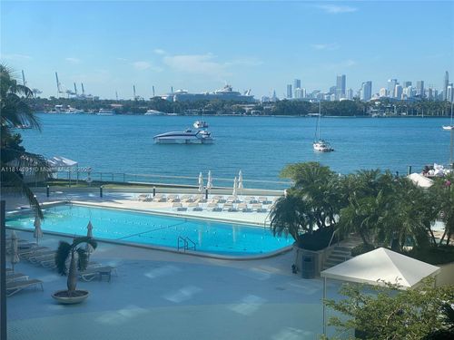 apt-301-1200 West Ave, Miami Beach, FL, 33139-4311 | Card Image