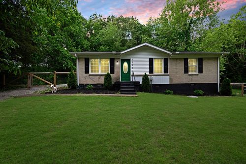 1032 Gordon Cir, Burns, TN, 37029-5035 | Card Image