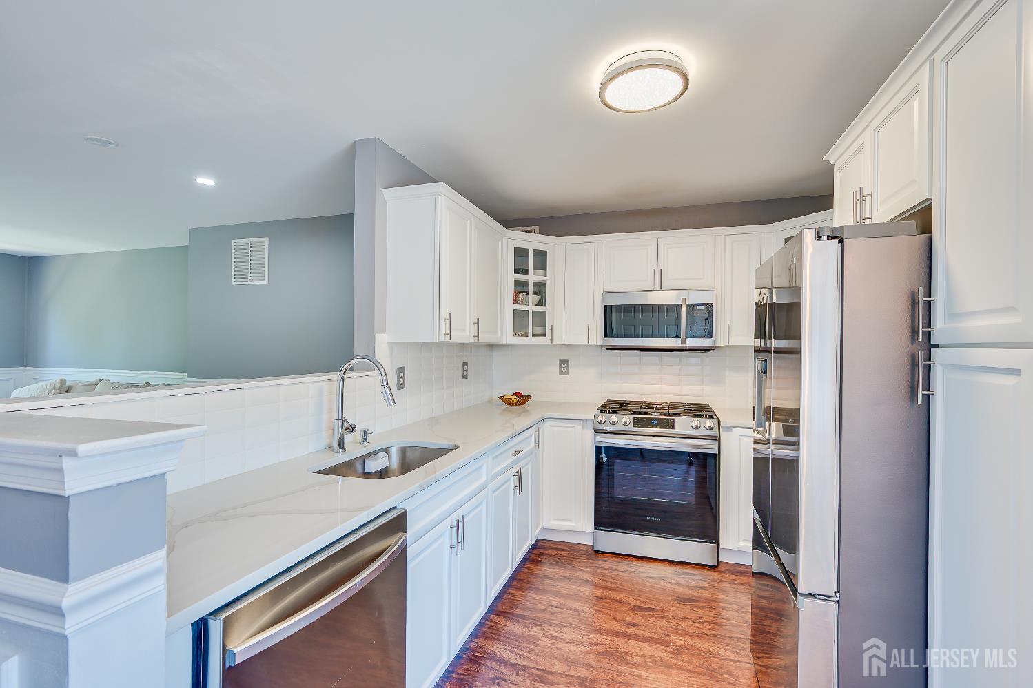 Residential in Parlin 3