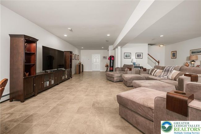 222 Danbury Dr, House other with 3 bedrooms, 3 bathrooms and null parking in Nazareth PA | Image 35