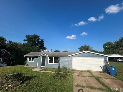324 Ames Pl, Saint Louis, MO, 63135-2004 | Card Image