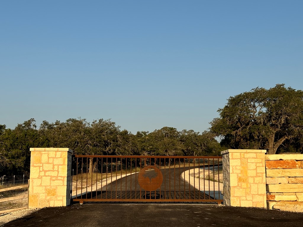 Land in Fredericksburg 5
