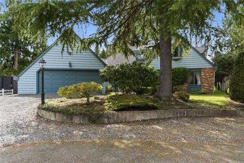 1156 Wedgewood Close, Qualicum Beach, BC, V9K1C6 | Card Image