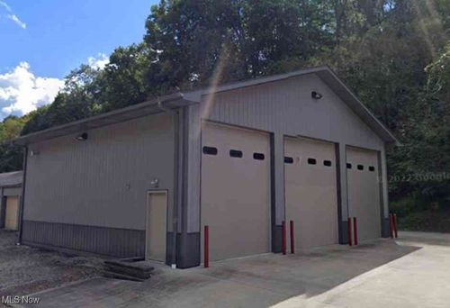 50100 Saint Clair St, Saint Clairsville, OH, 43950-9211 | Card Image