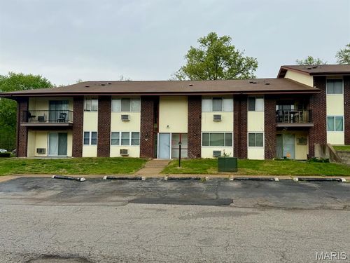 f-7596 Hazelcrest Dr, Hazelwood, MO, 63042-2270 | Card Image