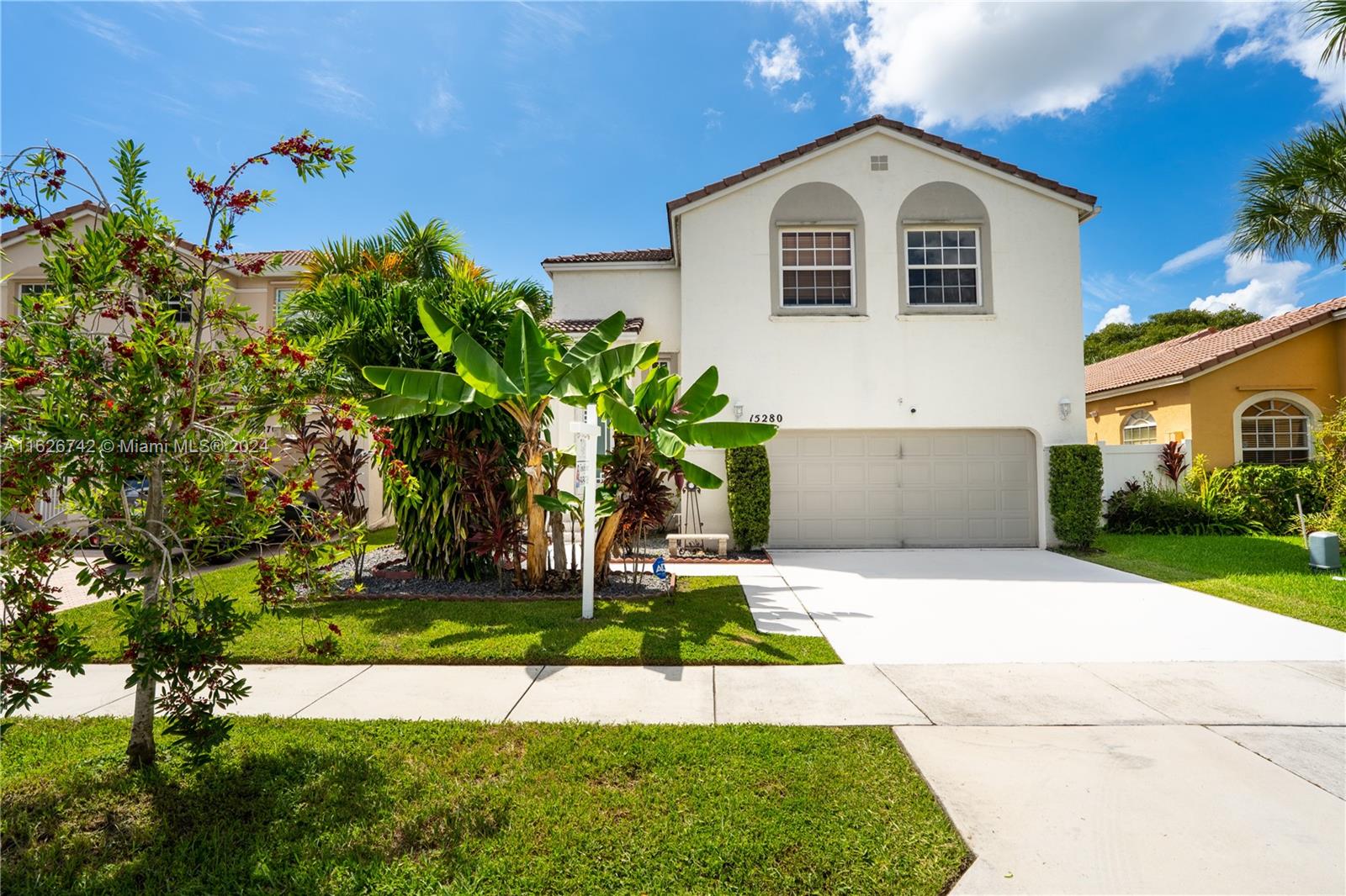 6th Ct, Pembroke Pines, FL 33028