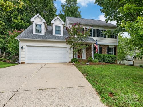 12039 Mallard Ridge Dr, Charlotte, NC, 28269-2220 | Card Image