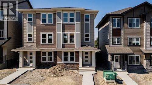 11 Tillotson Loop, Okotoks, AB, T1S4S8 | Card Image