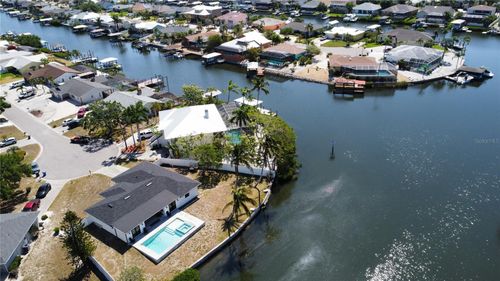 926 Eagle Ln, APOLLO BEACH, FL, 33572-2777 | Card Image