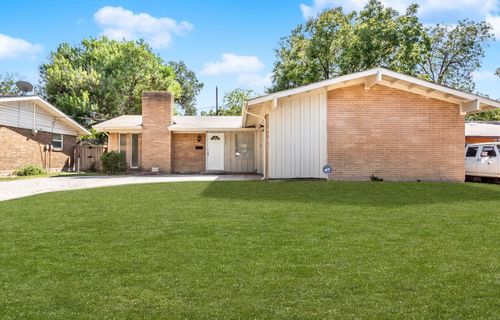 2936 Sundial Dr, Dallas, TX, 75229-3602 | Card Image