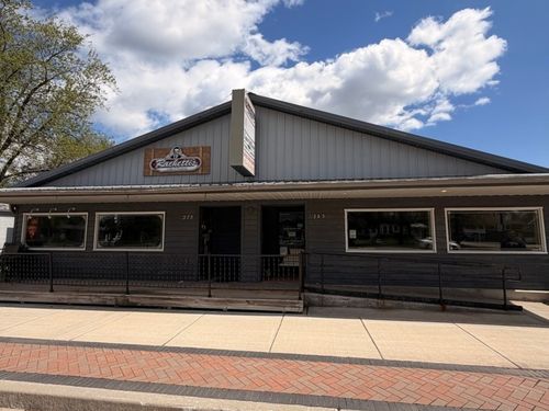 375 S Broadway St, Coal City, IL, 60416-2018 | Card Image