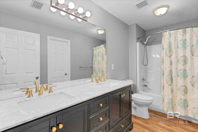 Guest Bathroom | Image 31