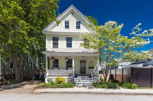 25 Chauncey St, Portsmouth, NH, 03801-5027 | Card Image