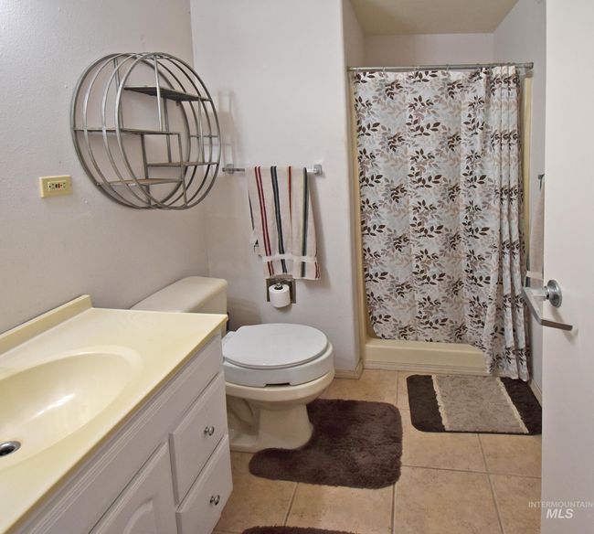 1801 Old Peck Grade, House other with 3 bedrooms, 3 bathrooms and 4 parking in Lenore ID | Image 26
