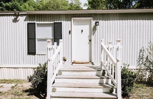 1728 Amanda Ln, Cantonment, FL, 32533-7722 | Card Image