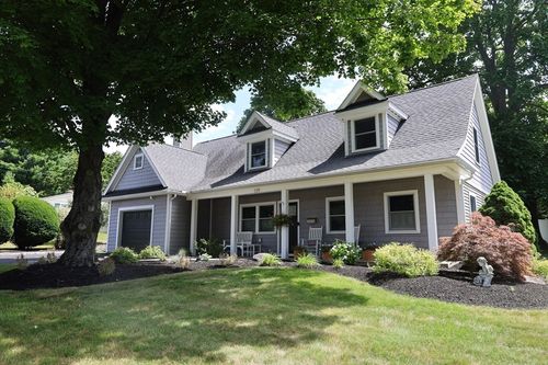 129 Burley St, Danvers, MA, 01923-2365 | Card Image