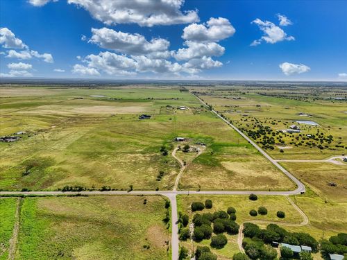3205 County Road 211, Bertram, TX, 78605-4713 | Card Image