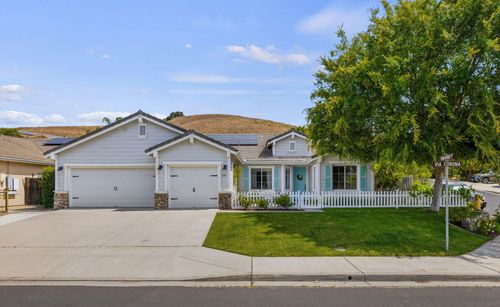 579 Via Corona, Buellton, CA, 93427 | Card Image