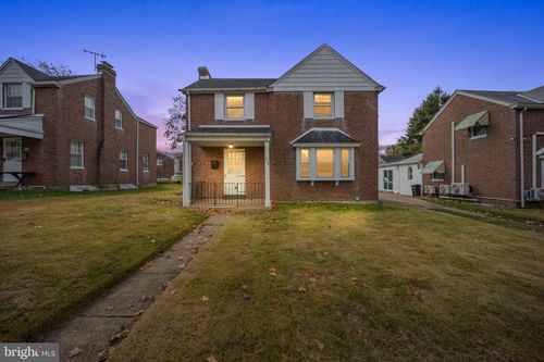 908 Fanshawe St, PHILADELPHIA, PA, 19111-4802 | Card Image