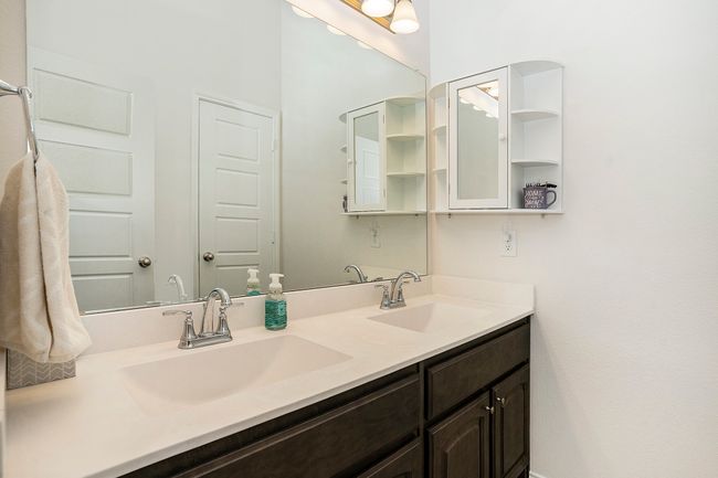 908 Misty Ln, House other with 4 bedrooms, 2 bathrooms and null parking in Cleburne TX | Image 25