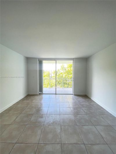 A506 - 680 Ne 64th St, Condo with 1 bedrooms, 1 bathrooms and null parking in Miami FL | Image 1