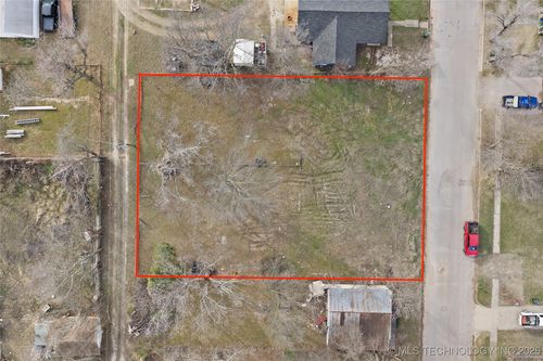 305 E Tahlequah, Sulphur, OK, 73086 | Card Image