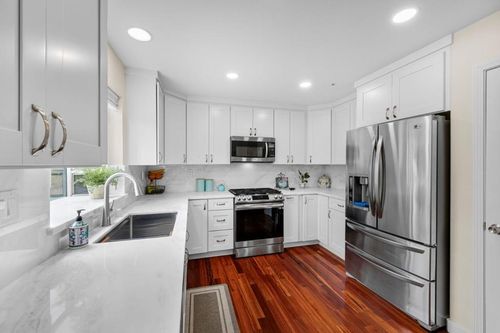 360 Via Largo, Morgan Hill, CA, 95037-7704 | Card Image
