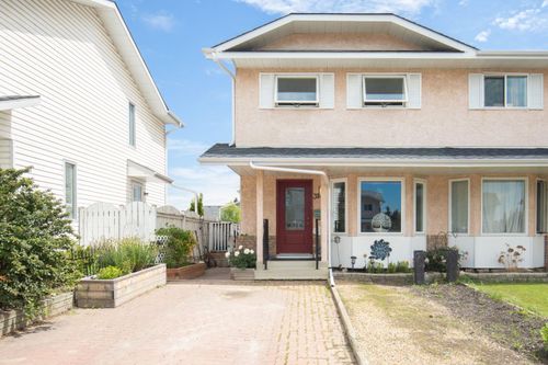 31 Kirsch Close, Red Deer, AB, T4P3M5 | Card Image