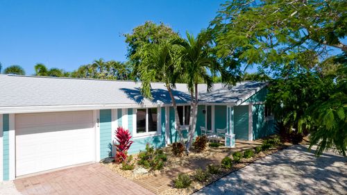 504 69th St, HOLMES BEACH, FL, 34217-1204 | Card Image