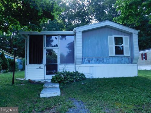 65 Benner'S Mobile Court, THOMPSONTOWN, PA, 17094 | Card Image