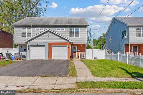 8026 Montague St, PHILADELPHIA, PA, 19136-2710 | Card Image