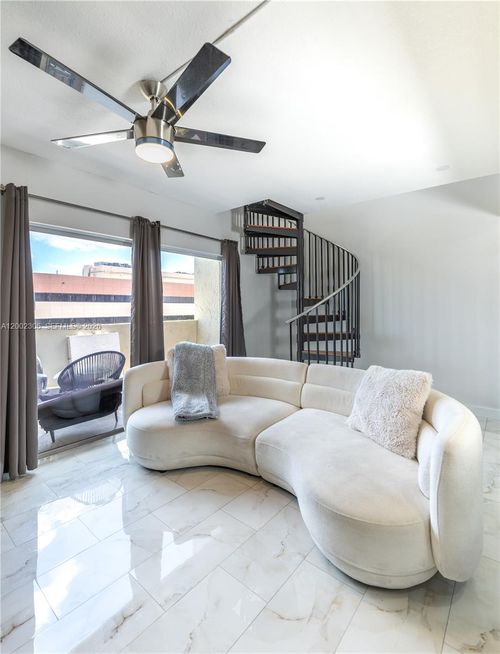 610-300 Nw 42nd Ave, Miami, FL, 33126 | Card Image