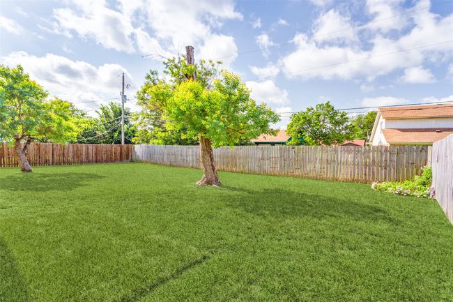 1704 Edge Hill Rd, House other with 3 bedrooms, 2 bathrooms and null parking in Benbrook TX | Image 23