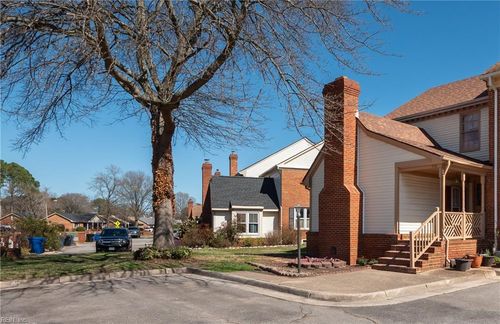 716 Lord Dunmore Dr, Virginia Beach, VA, 23464-2600 | Card Image