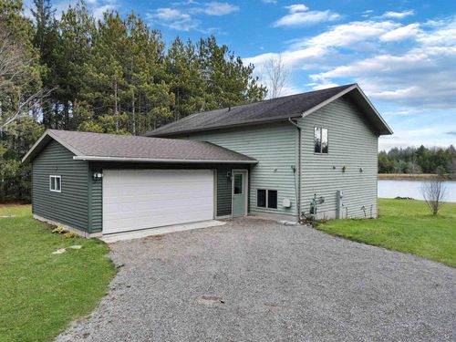 N1880 Dahl Road, PESHTIGO, WI, 54143 | Card Image