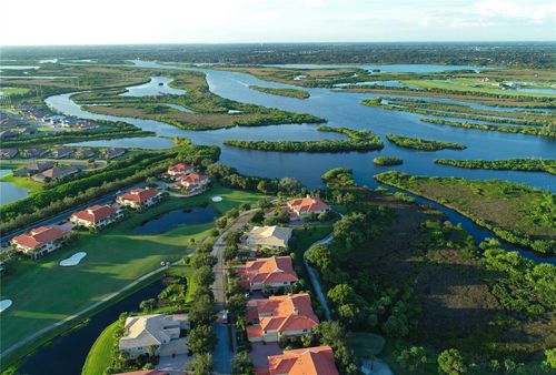 102b-9411 Discovery Ter, BRADENTON, FL, 34212-5120 | Card Image