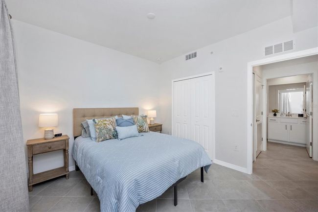 guest bedroom | Image 28