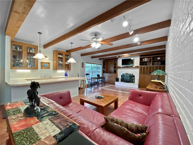 1617 Rose Dr, House other with 3 bedrooms, 2 bathrooms and null parking in Alice TX | Image 8