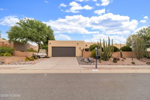 36 W Calle Martina, Green Valley, AZ, 85614 | Card Image