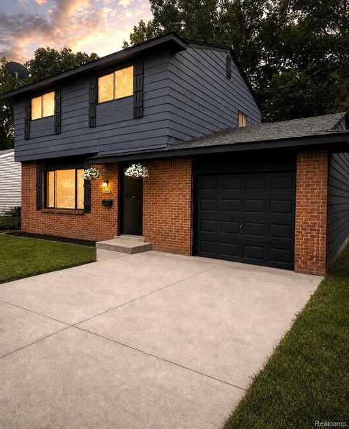5901 Western Road, Flint, MI, 48506 | Card Image