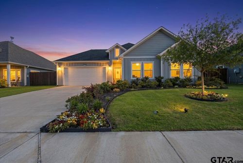 105 Wesson St, Gun Barrel City, TX, 75156-5451 | Card Image