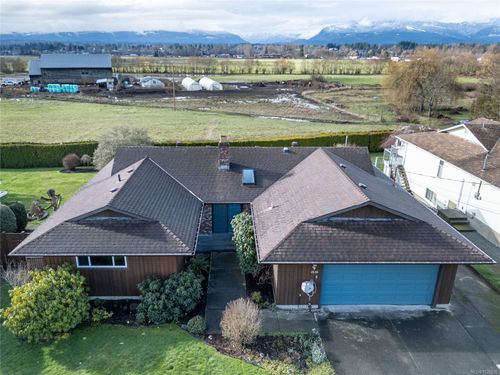 1045 Williams Rd, Courtenay, BC, V9N7A4 | Card Image