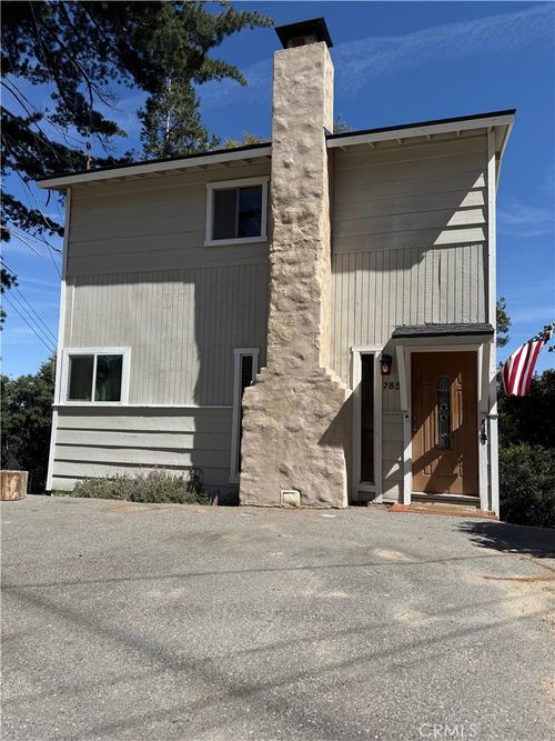 785 County (Arosa) Drive, Crestline, CA, 92325 | Card Image