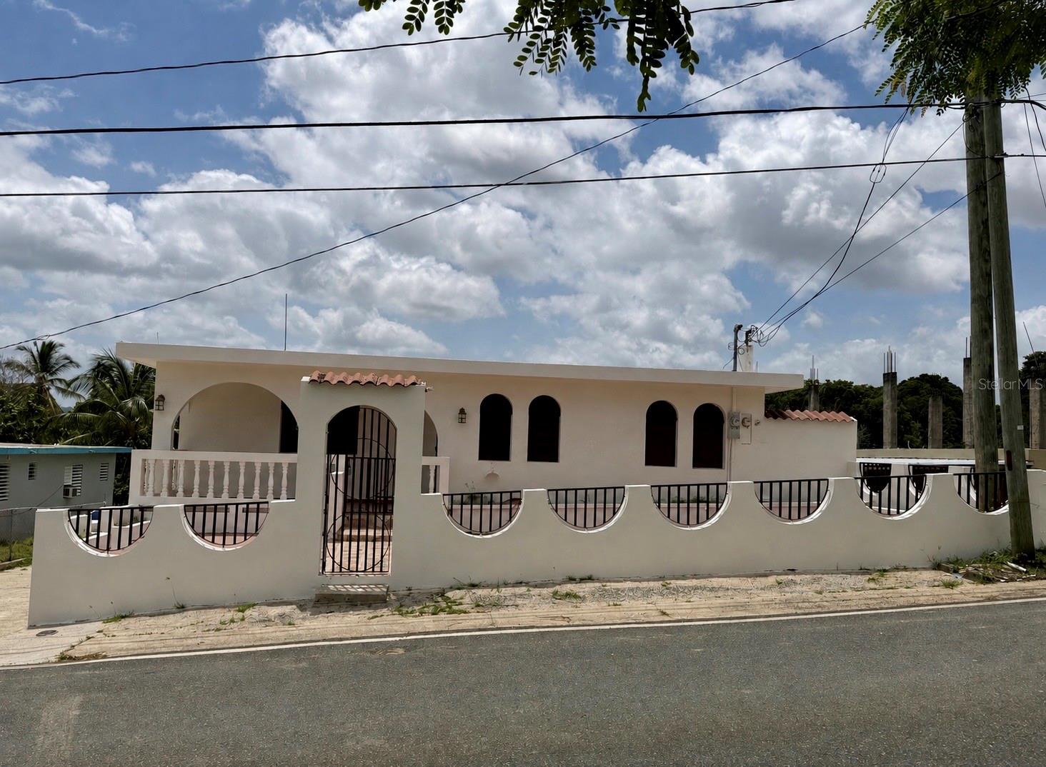 Residential en venta en LAS PIEDRAS, PR 922 KM 0.4 BO. COLLORES