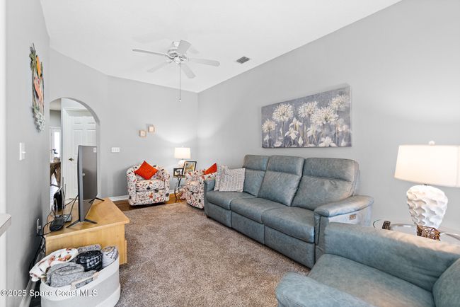 4 - 5201 Ocean Beach Blvd, Townhouse with 3 bedrooms, 3 bathrooms and null parking in Cocoa Beach FL | Image 5