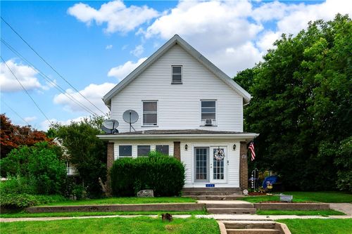 111 Central Ave, Chicora, PA, 16025-3231 | Card Image