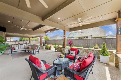 1819 Eagle Creek Dr, Friendswood, TX, 77546-7890 | Card Image