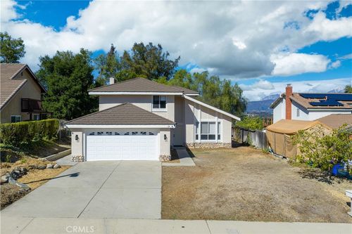 19 Viewpoint Cir, Phillips Ranch, CA, 91766-4923 | Card Image